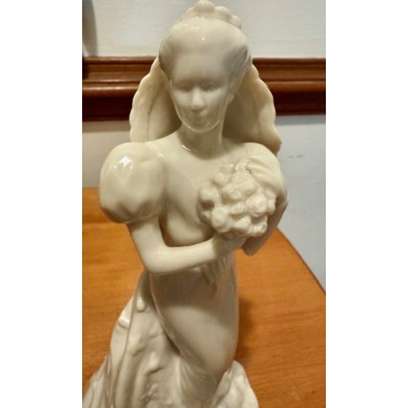 Lenox Wedding Promises Bride Figurine Ivory Porcelain Wedding Collection USA