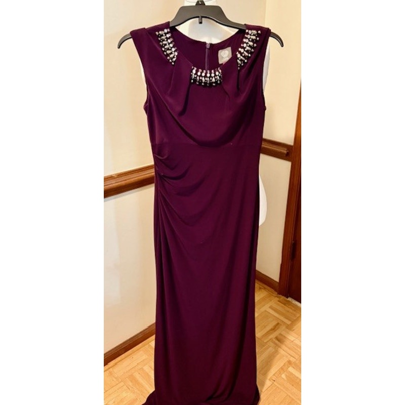 Vince Camuto Plum Embellished Neck Dress Sleeveless Cocktail Party Dress Elegant