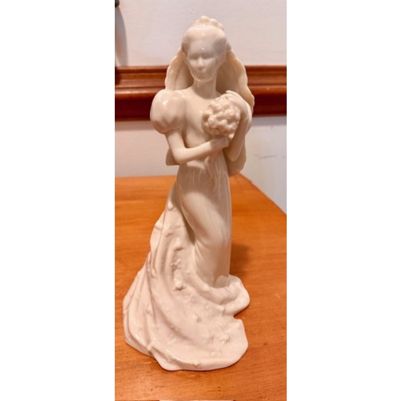 Lenox Wedding Promises Bride Figurine Ivory Porcelain Wedding Collection USA